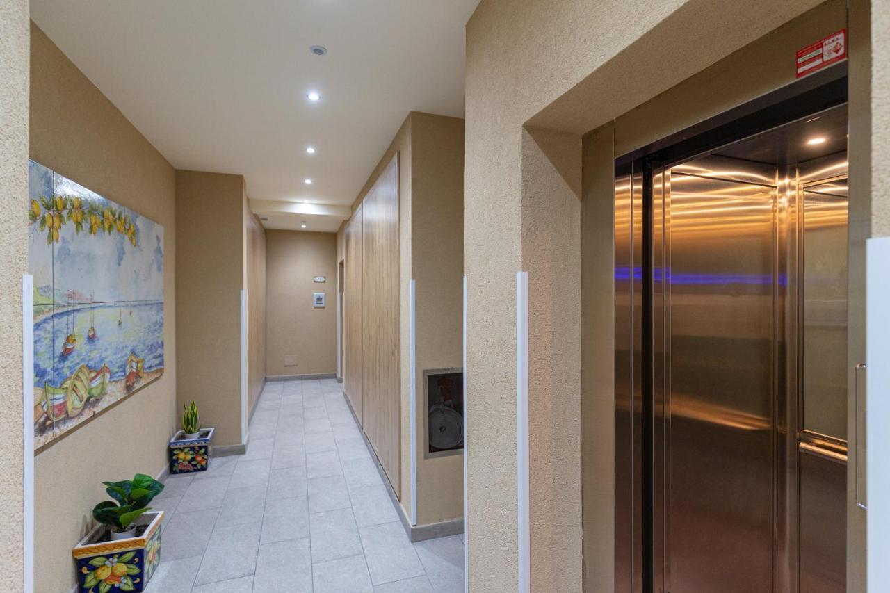 Solemar Sicilia - Multi Suite Palermo Exterior photo