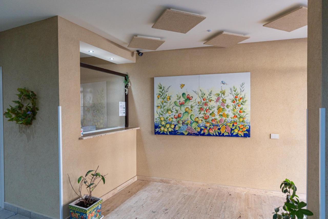 Solemar Sicilia - Multi Suite Palermo Exterior photo